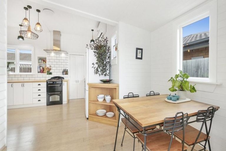 Photo of property in 126 Mackenzie Avenue, Woolston, Christchurch, 8023