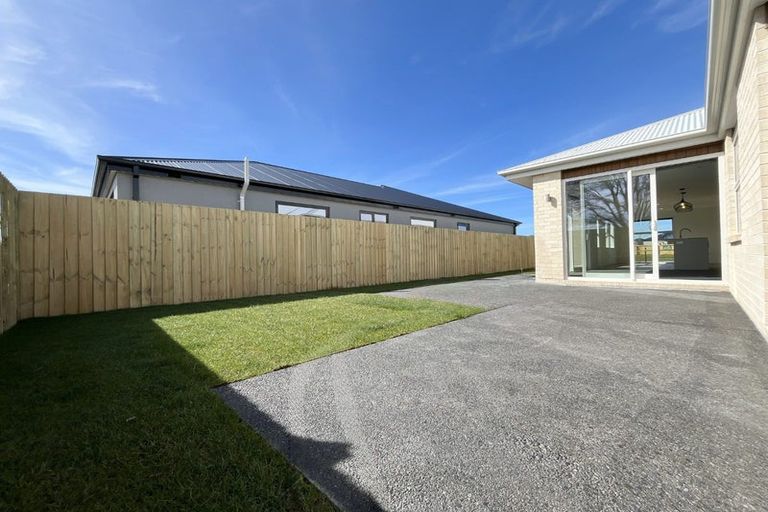 Photo of property in 23 Rita Angus Road, Belfast, 8051