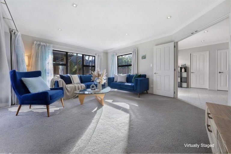 Photo of property in 22 Travis View Drive, Fairview Heights, Auckland, 0632