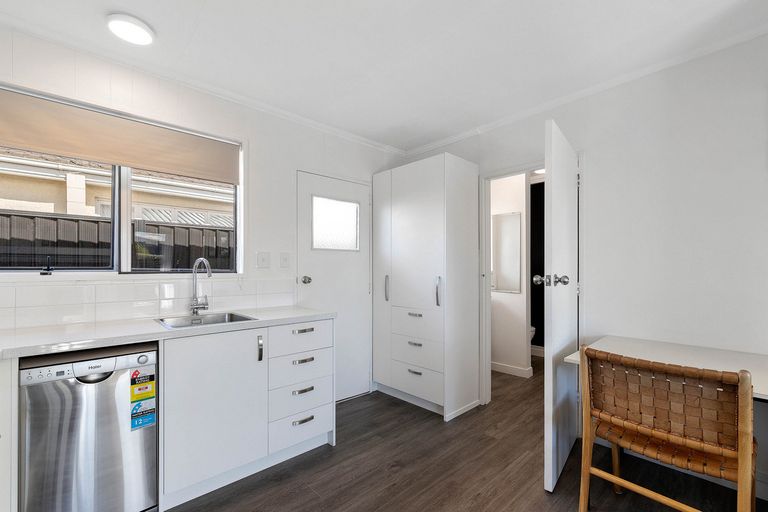 Photo of property in 4/115a Centennial Avenue, Alexandra, 9320