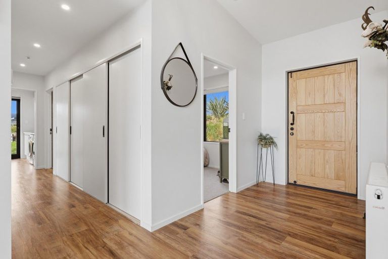 Photo of property in 206 Baker Road, Berwick Forest, Outram, 9073