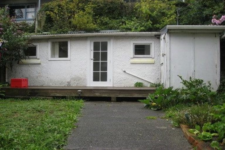 Photo of property in 43 Honiana Te Puni Street, Aro Valley, Wellington, 6021