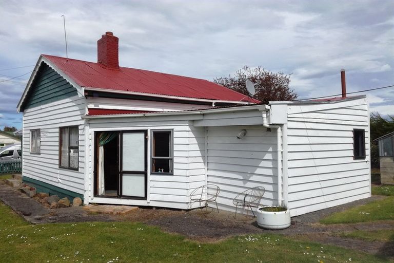 Photo of property in 9 Milton Street, Ohai, 9635