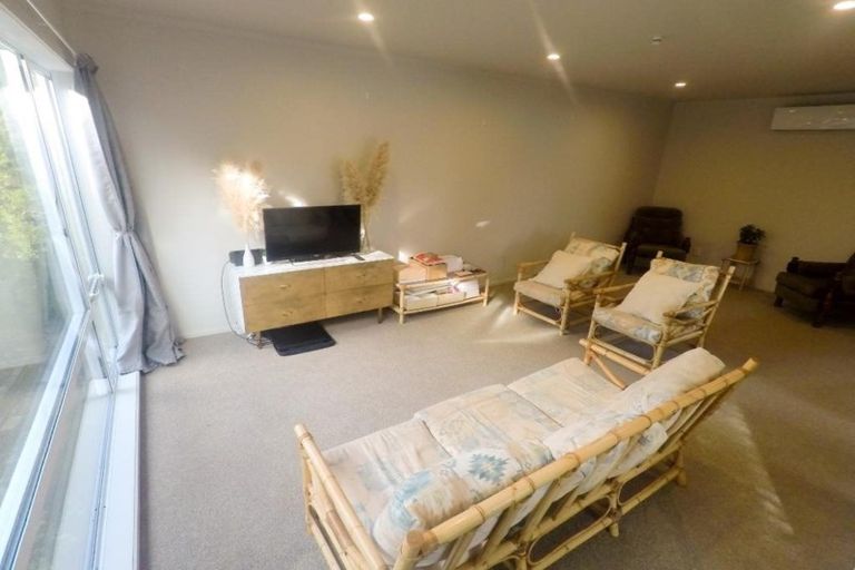 Photo of property in 12 Glen Alton Avenue, Paparangi, Wellington, 6037