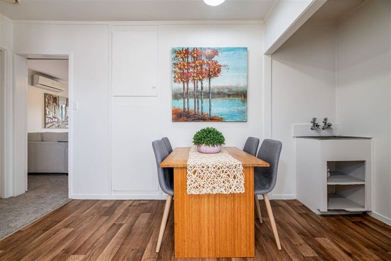 Photo of property in 6/40 Miro Street, New Lynn, Auckland, 0600