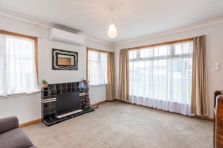 Photo of property in 20 Carlisle Street, Levin, 5510