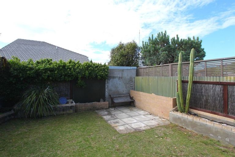 Photo of property in 25 Hood Street, New Brighton, Christchurch, 8061