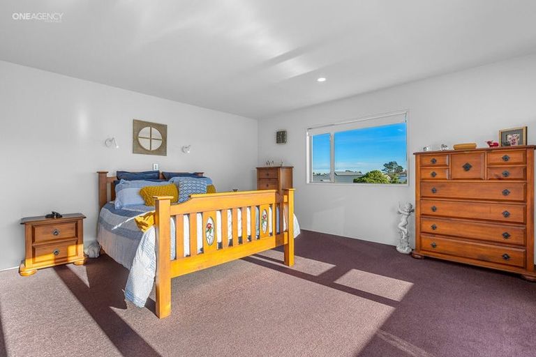 Photo of property in 74 Aston Drive, Waimairi Beach, Christchurch, 8083