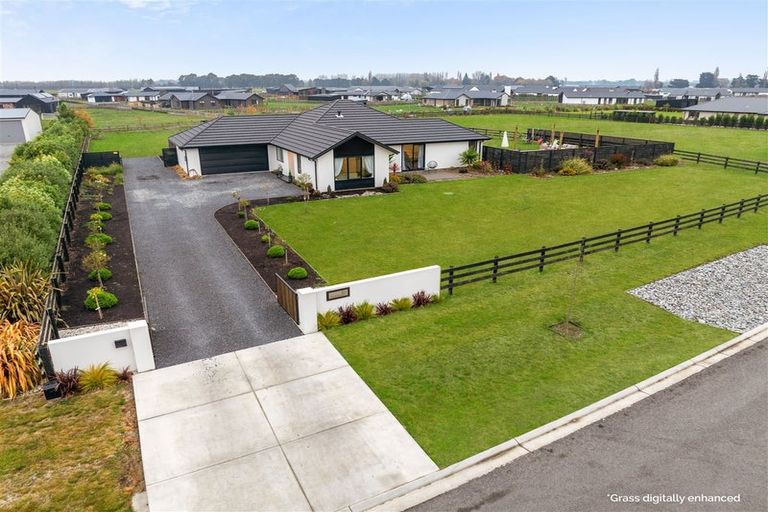 Photo of property in 61 Verdeco Boulevard, Lincoln, 7608