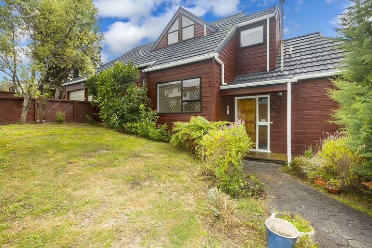 Photo of property in 9 Dunleith Grove, Silverstream, Upper Hutt, 5019