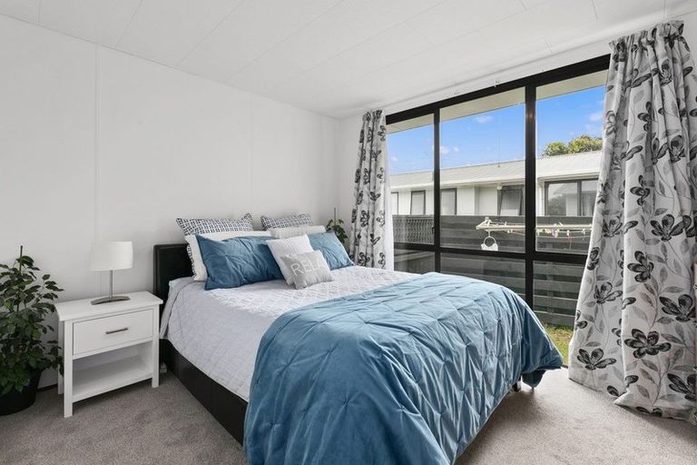 Photo of property in 17a Longstead Avenue, Papamoa Beach, Papamoa, 3118