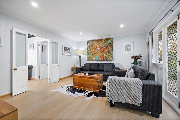 Photo of property in 1410 Old North Road, Helensville, 0875