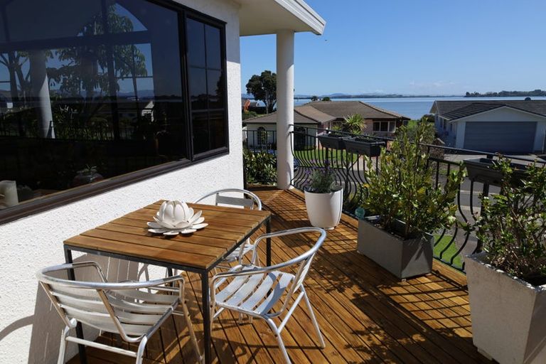 Photo of property in 10 Kiriwai Place, Matua, Tauranga, 3110
