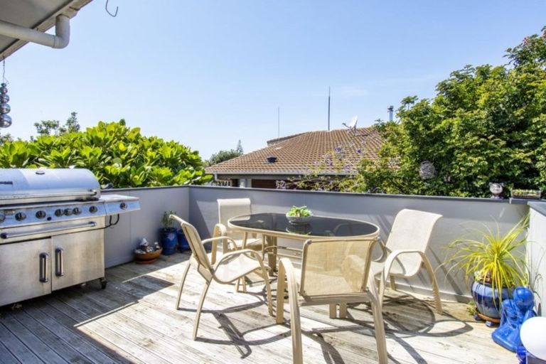 Photo of property in 136 Dickson Road, Papamoa Beach, Papamoa, 3118