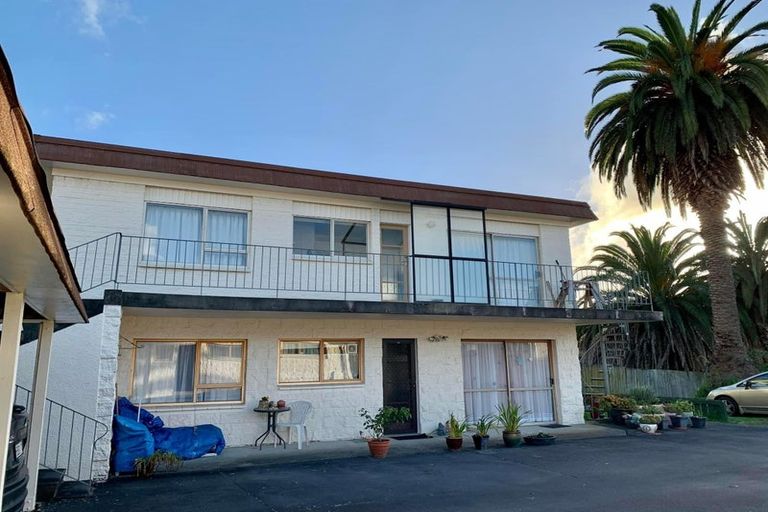 Photo of property in 13 East Street, Papakura, 2110