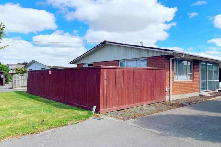 Photo of property in 1/11 Angela Street, Upper Riccarton, Christchurch, 8041