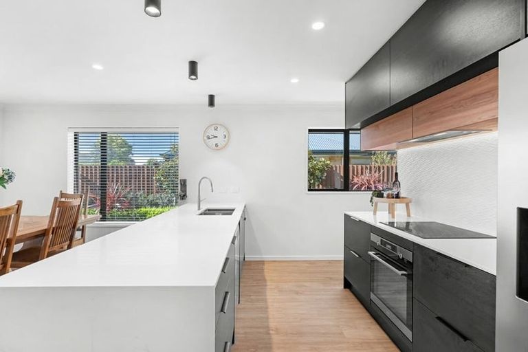 Photo of property in 2 Burbank Drive, Aidanfield, Christchurch, 8025