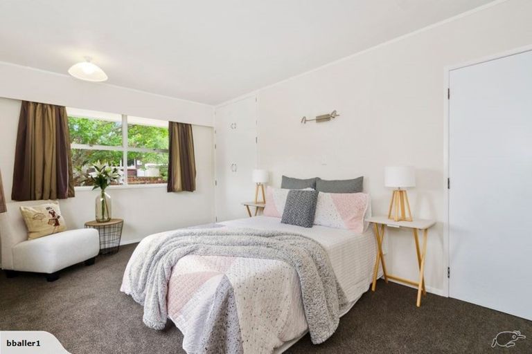 Photo of property in 328 Great South Road, Opaheke, Papakura, 2113