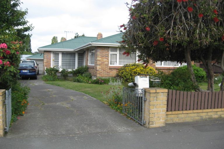 Photo of property in 64 Marshland Road, Shirley, Christchurch, 8061