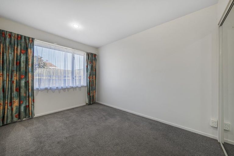 Photo of property in 17d Division Street, Riccarton, Christchurch, 8041