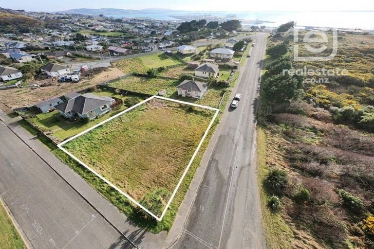 Photo of property in 27 Flagstaff Road, Bluff, 9814