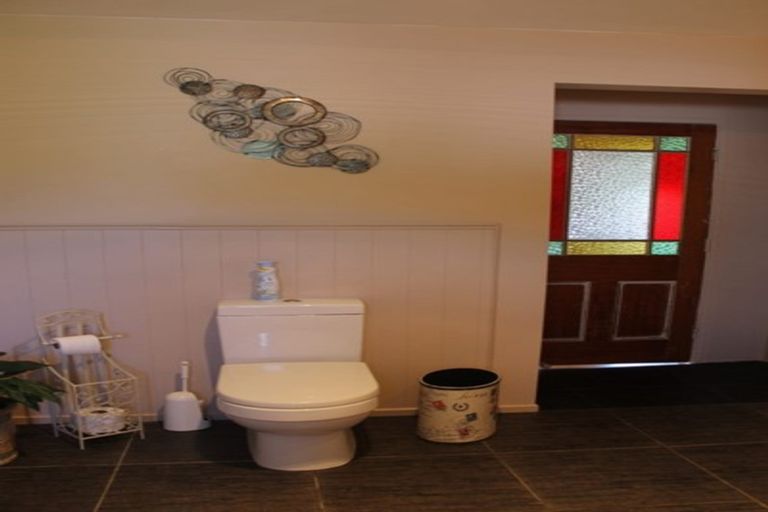 Photo of property in 352 Heatley Road, Whakapirau, Maungaturoto, 0583