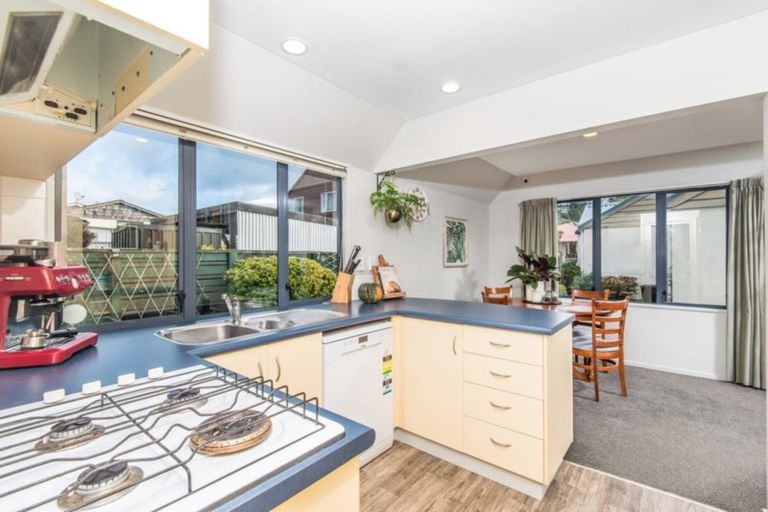 Photo of property in 2/6 Earp Street, Johnsonville, Wellington, 6037