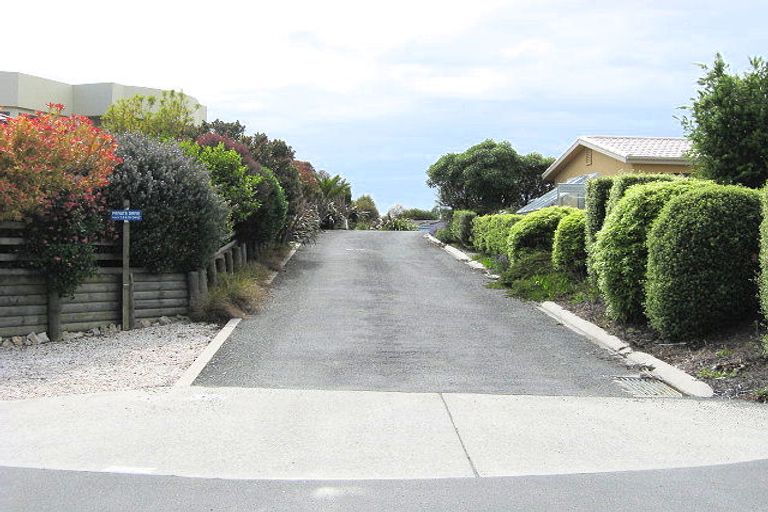 Photo of property in 10 Coutts Place, Mapua, 7005