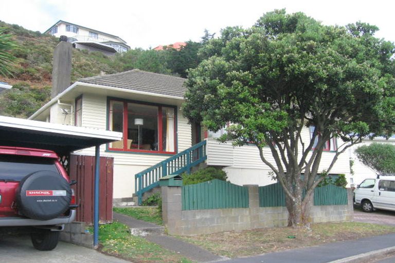 Photo of property in 11 Ahuriri Street, Strathmore Park, Wellington, 6022