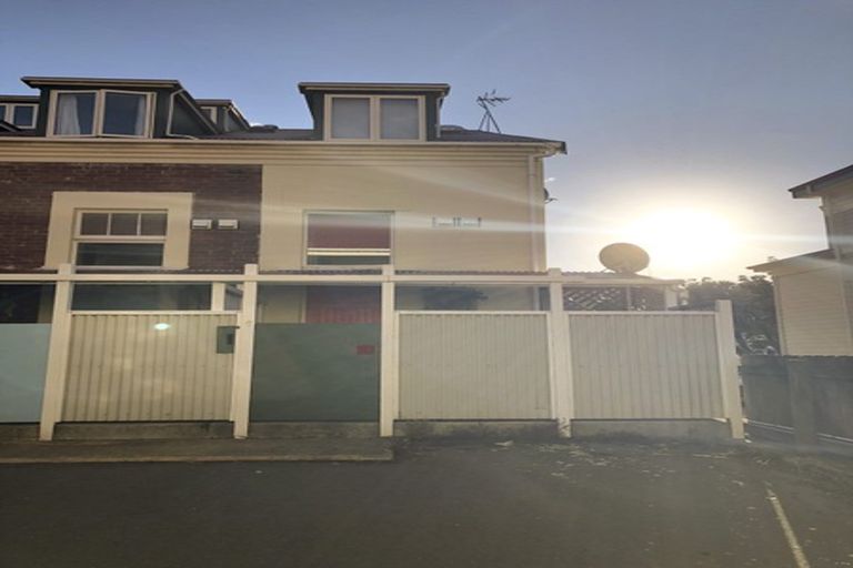 Photo of property in 6/245 Adelaide Road, Newtown, Wellington, 6021