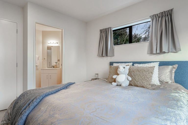 Photo of property in 59 Royal Road, Massey, Auckland, 0614