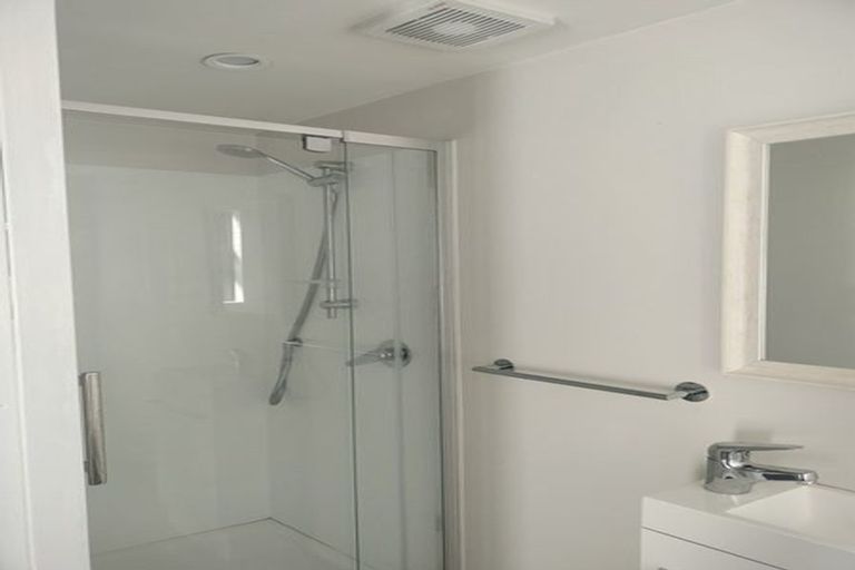 Photo of property in 323 Mazengarb Road, Paraparaumu, 5032