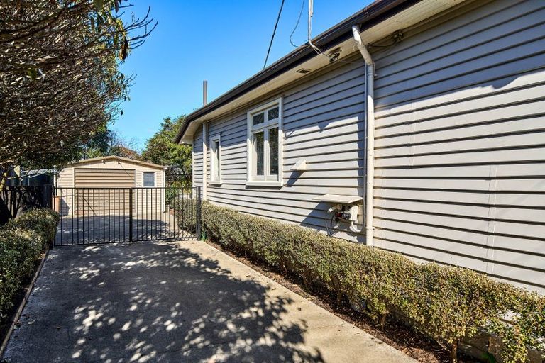 Photo of property in 39 Kiwi Street, Alicetown, Lower Hutt, 5010