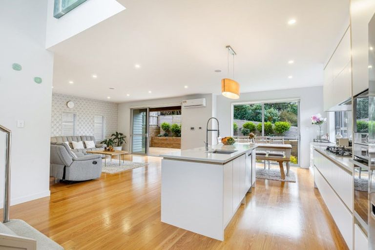 Photo of property in 4 Carex Way, Long Bay, Auckland, 0630