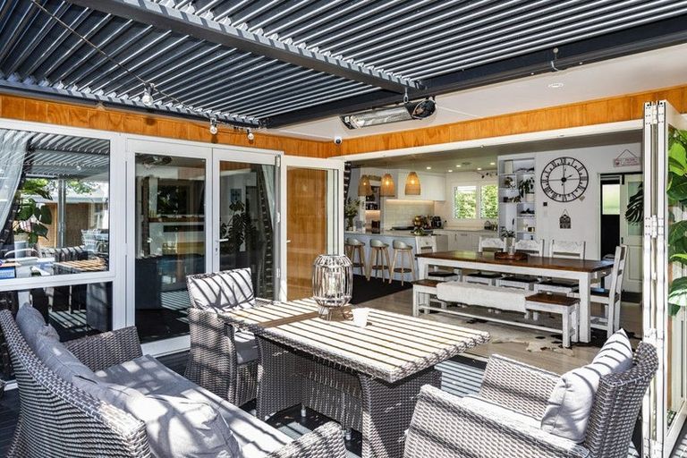 Photo of property in 136 Highsted Road, Casebrook, Christchurch, 8051