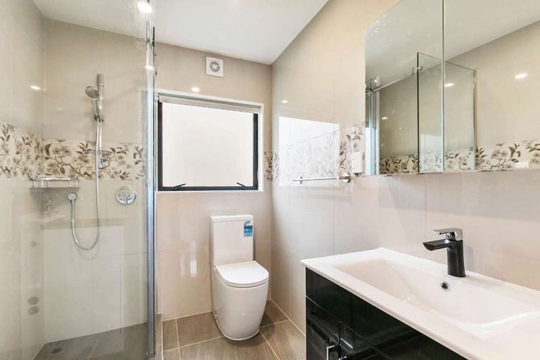 Photo of property in 4a Ellen Street, Manurewa East, Auckland, 2102