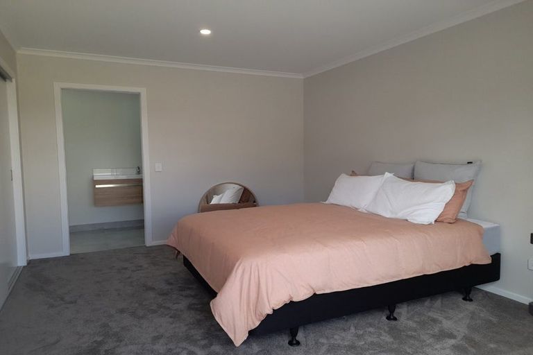 Photo of property in 10 Uku Way, Wharewaka, Taupo, 3330