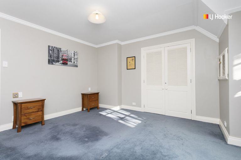 Photo of property in 69 Glenross Street, Glenross, Dunedin, 9011