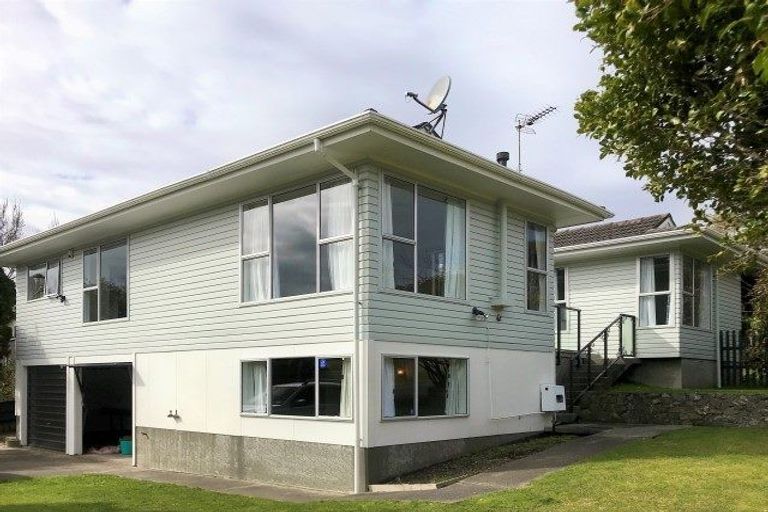 Photo of property in 1 Cabin Lane, Whitby, Porirua, 5024