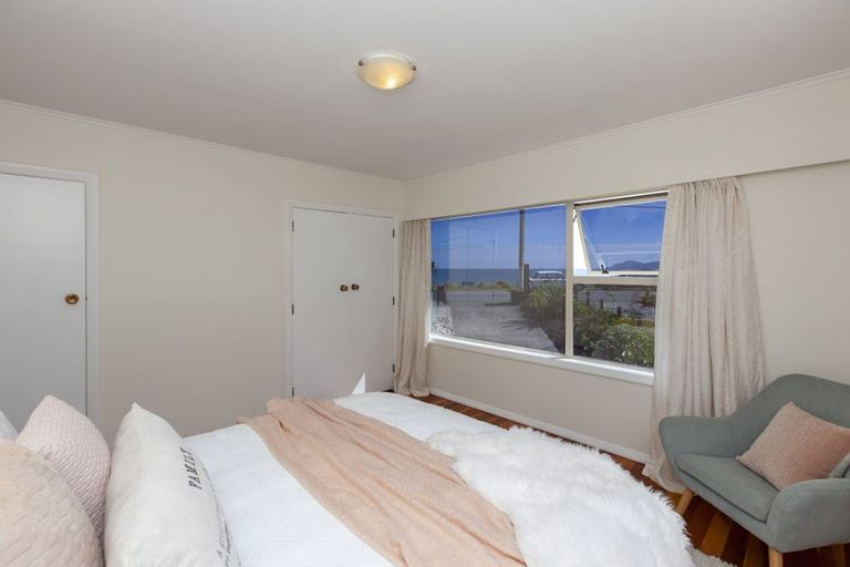 Photo of property in 9b The Esplanade, Raumati South, Paraparaumu, 5032