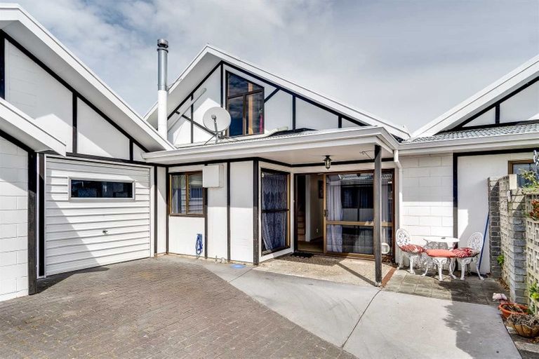 Photo of property in 31b Donegal Crescent, Tamatea, Napier, 4112