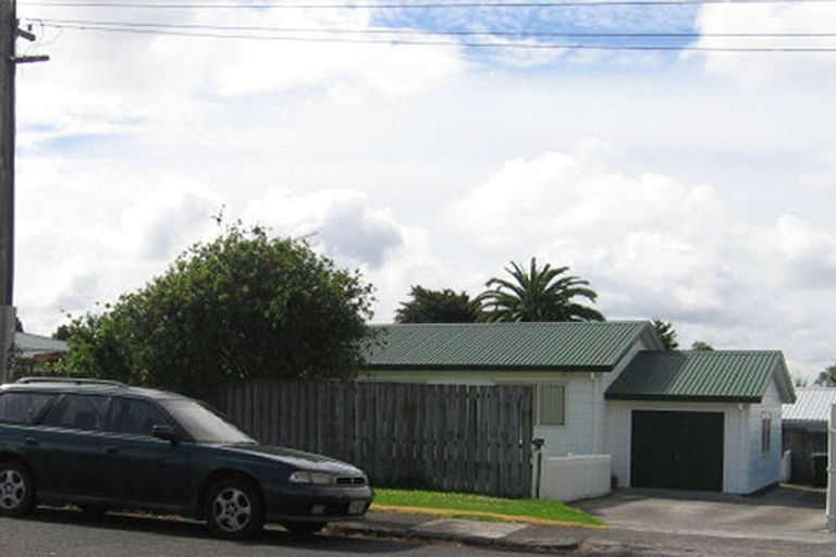 Photo of property in 1a Camp Road, Mount Wellington, Auckland, 1062