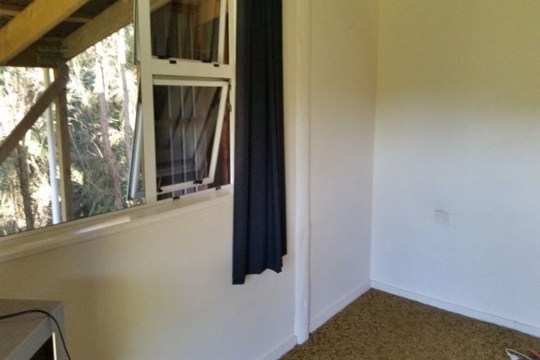 Photo of property in 15a Barrett Road, Whalers Gate, New Plymouth, 4310