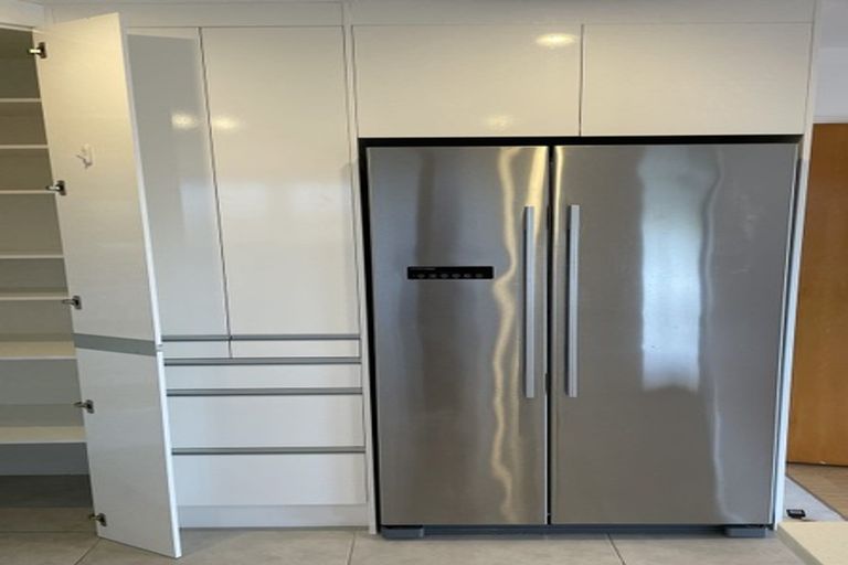 Photo of property in 2/13 Naviti Place, Browns Bay, Auckland, 0630