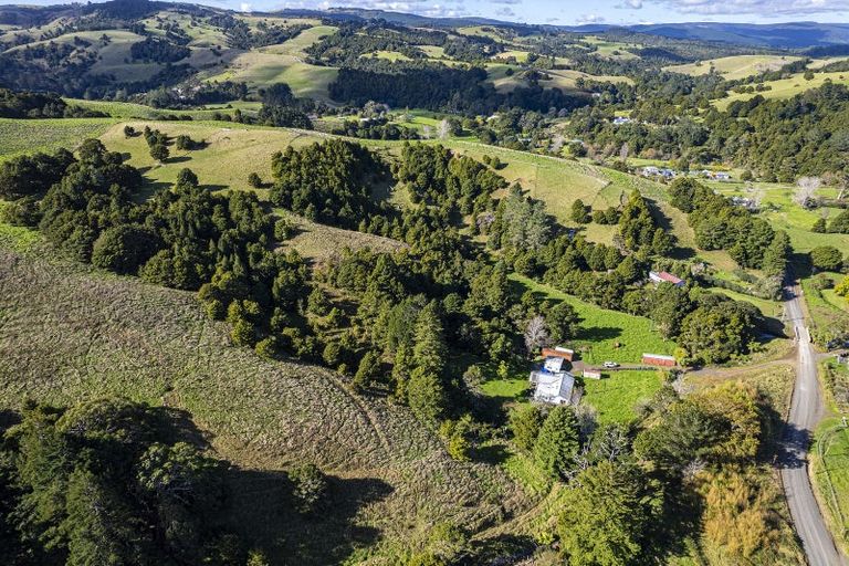 Photo of property in 393 Katui Road, Donnellys Crossing, Dargaville, 0379
