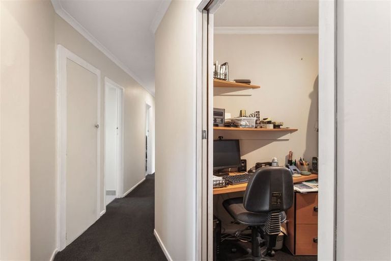 Photo of property in 426 Mairehau Road, Parklands, Christchurch, 8083