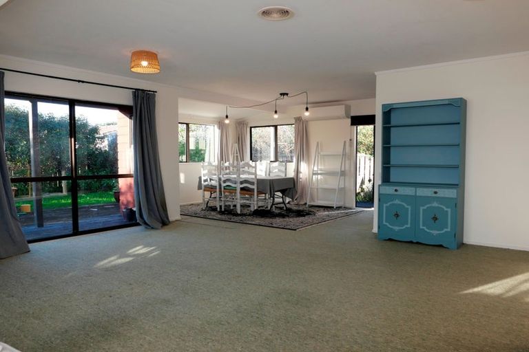 Photo of property in 15a Te Manuao Road, Otaki, 5512