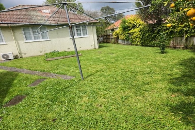 Photo of property in 79 Fairfield Road, Fairfield, Hamilton, 3214