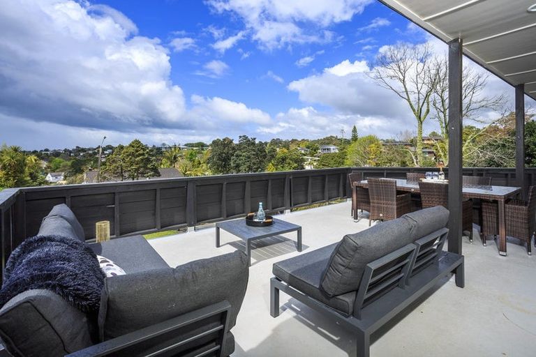 Photo of property in 3 Dunraven Place, Torbay, Auckland, 0630