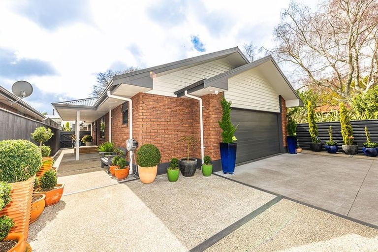 Photo of property in 18 Wanganui Road, Marton, 4710